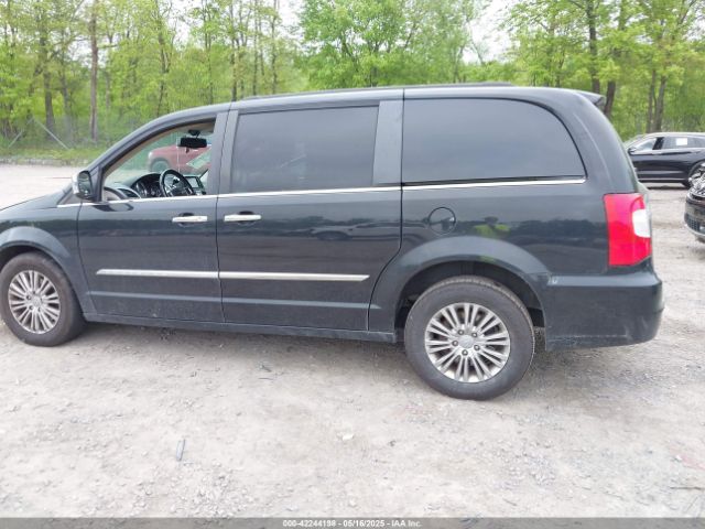 2C4RC1CG2FR513696 Chrysler Town & Country Touring-l