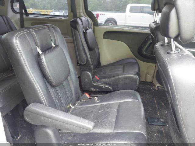 2C4RC1CG2FR513696 Chrysler Town & Country Touring-l