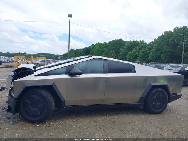 Tesla Cybertruck All-wheel Drive 2024 7G2CEHED5RA039734 Image 15