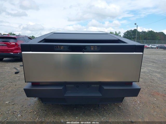 Tesla Cybertruck All-wheel Drive 2024 7G2CEHED5RA039734 Image 17