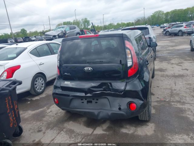 KNDJN2A25J7581425 KIA Soul
