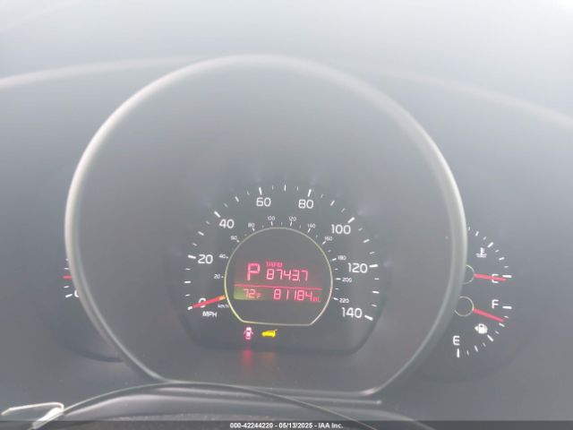 KNDJN2A25J7581425 KIA Soul