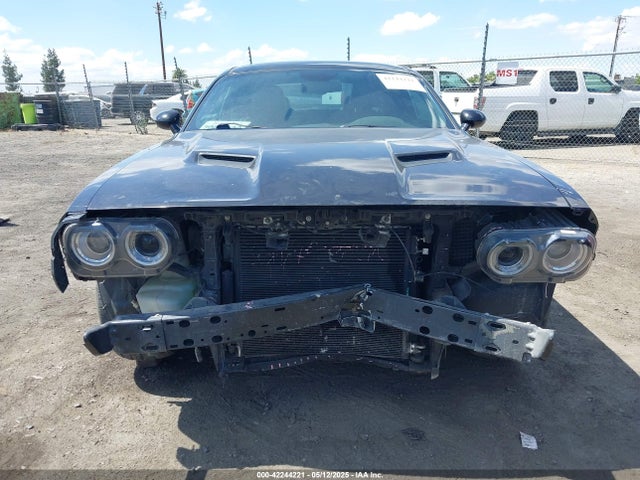 2C3CDZBGXFH702738 Dodge Challenger Sxt Plus