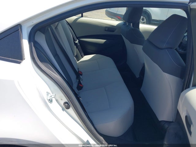 JTDEPMAE7NJ191324 Toyota COROLLA LE