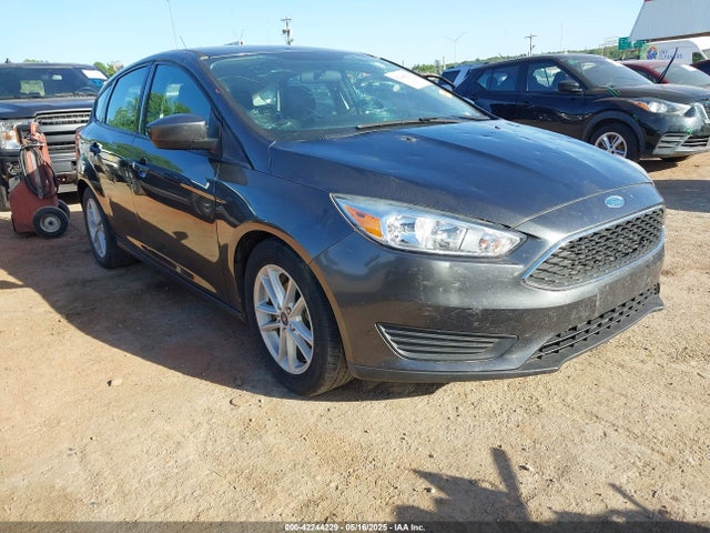 1FADP3K29JL250694 Ford FOCUS SE
