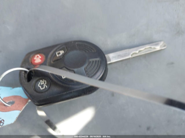 1FADP3K29JL250694 Ford FOCUS SE