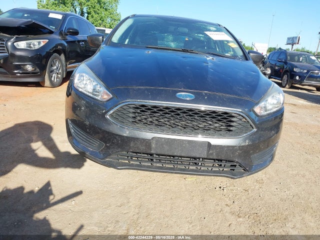 1FADP3K29JL250694 Ford FOCUS SE