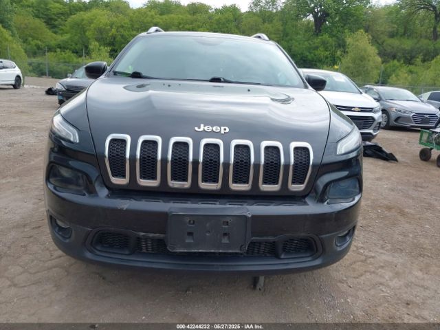 1C4PJMCB6EW273352 Jeep Cherokee Latitude