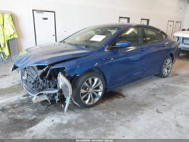 1C3CCCBB2FN598693 Chrysler 200 S