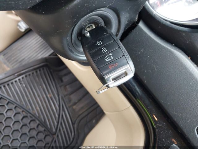 KNDMB5C17F6018336 KIA SEDONA LX