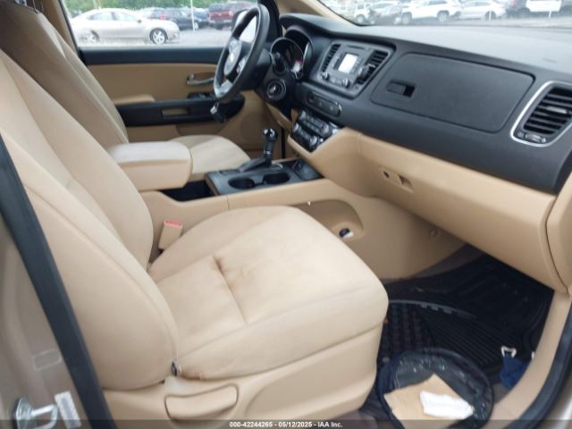 KNDMB5C17F6018336 KIA SEDONA LX