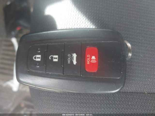 JTDHPRAE0LJ033320 Toyota COROLLA LE