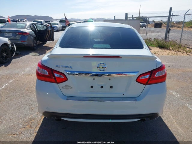 Nissan Altima 2.5 S 2016 1N4AL3AP4GN382092 Image 16