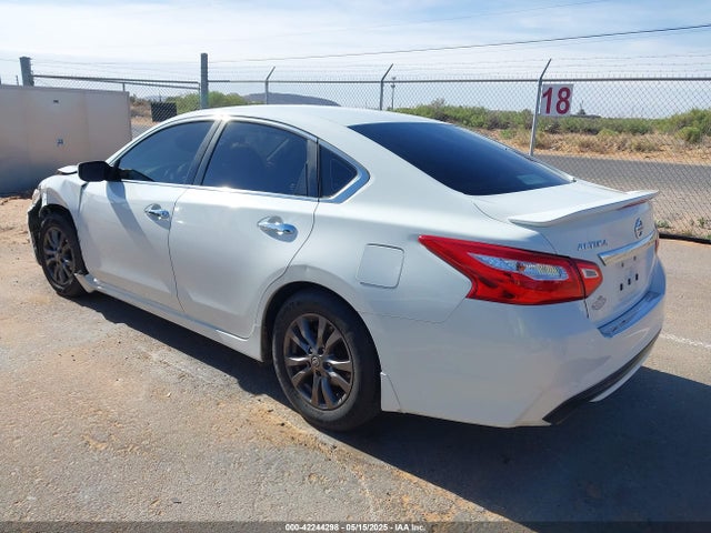 Nissan Altima 2.5 S 2016 1N4AL3AP4GN382092 Image 3