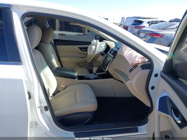 Nissan Altima 2.5 S 2016 1N4AL3AP4GN382092 Image 5