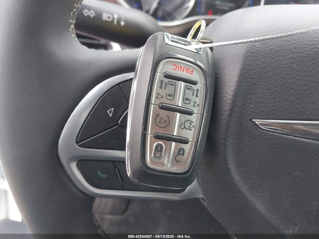 Chrysler 2023 2023 2C4RC1CGXPR564591 Image 11