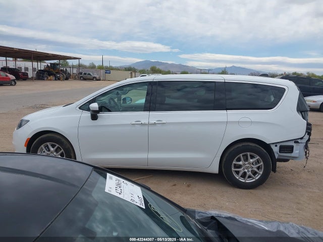 Chrysler 2023 2023 2C4RC1CGXPR564591 Image 15