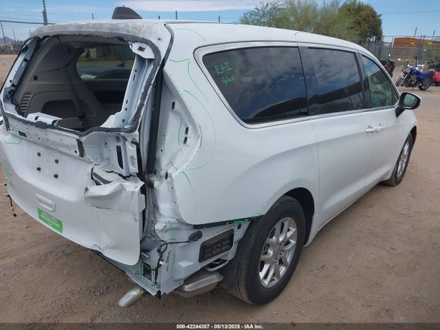 Chrysler 2023 2023 2C4RC1CGXPR564591 Image 4