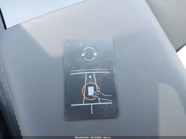5YJ3E1EA2SF895887 Tesla Model 3 Long Range Rear-wheel Drive
