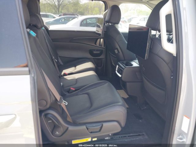 2025 KIA CARNIVAL MPV HYBRID KNDNE5KA8S6042829 Photo 7