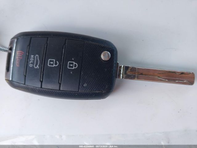 5XXGM4A78FG480219 KIA Optima Lx