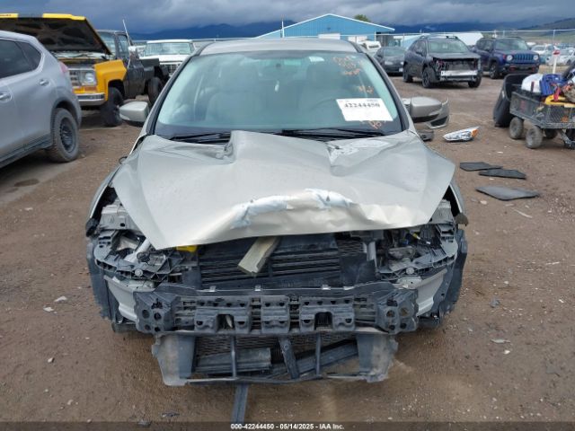 1FADP3K28FL384913 Ford FOCUS SE