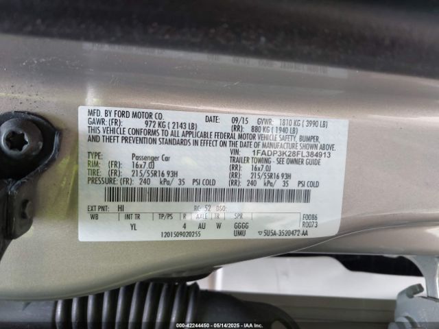 1FADP3K28FL384913 Ford FOCUS SE