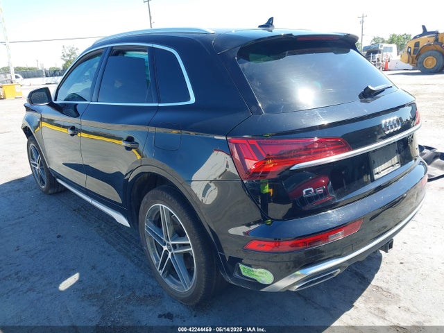 2022 AUDI Q5 WA1E2AFYXN2014254 Photo 2