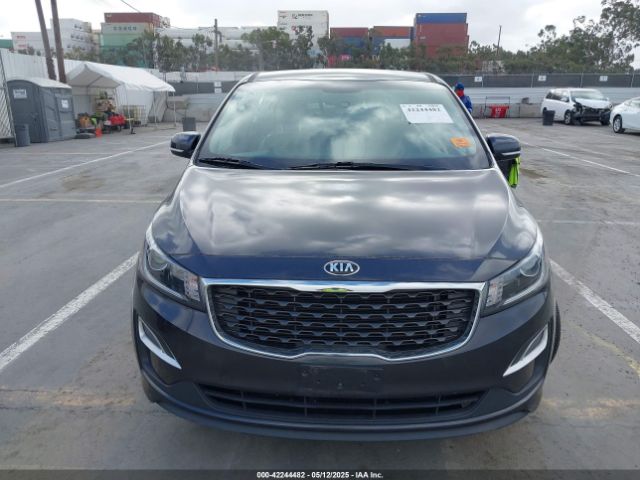 KNDMB5C14L6609087 KIA SEDONA LX