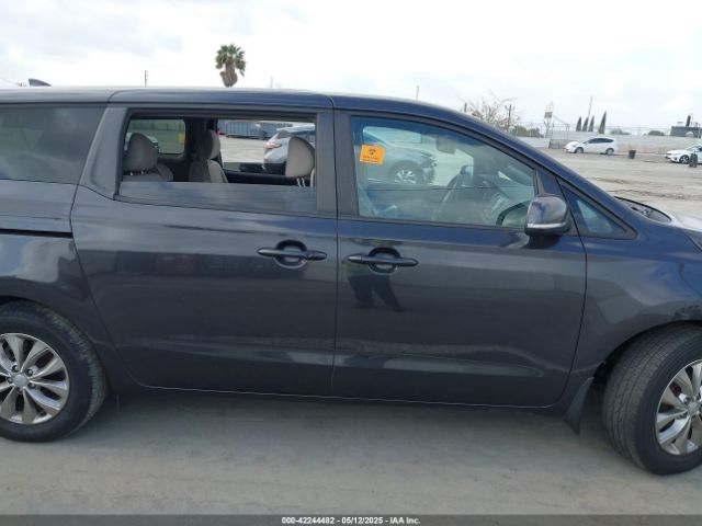 KNDMB5C14L6609087 KIA SEDONA LX