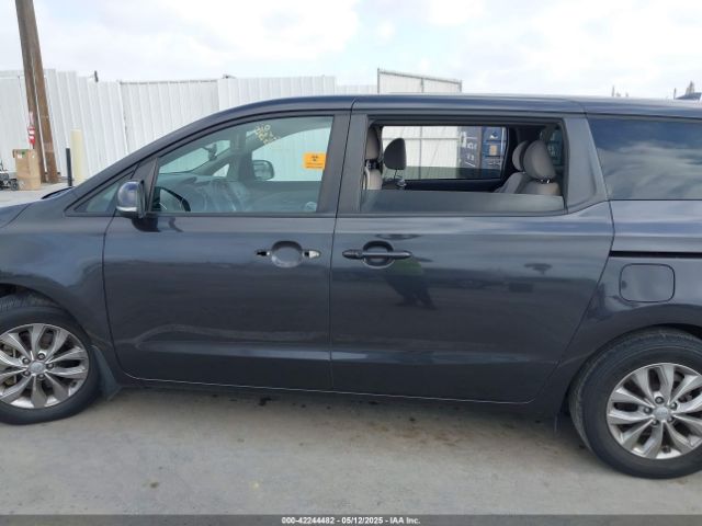 KNDMB5C14L6609087 KIA SEDONA LX