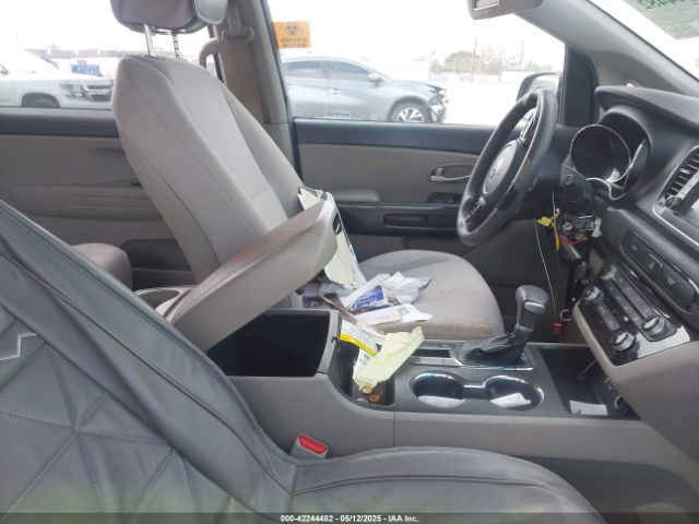 KNDMB5C14L6609087 KIA SEDONA LX