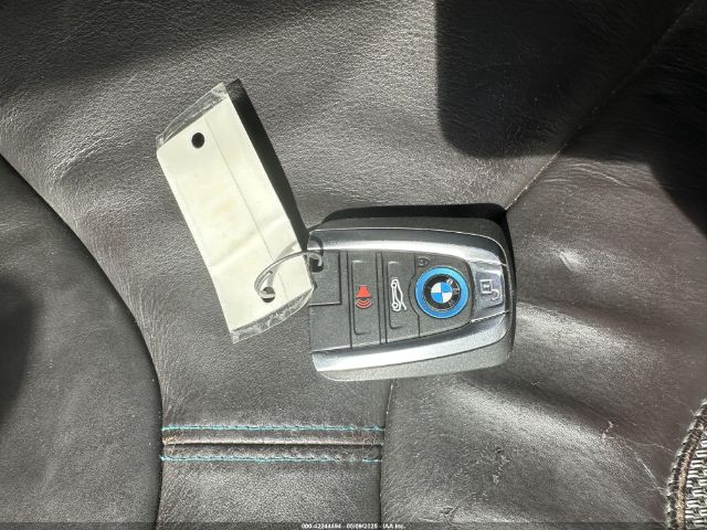 WBY2Z2C57EVX64471 BMW I8