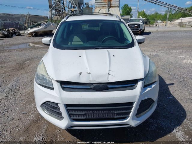 1FMCU9GX9GUA76601 Ford ESCAPE SE