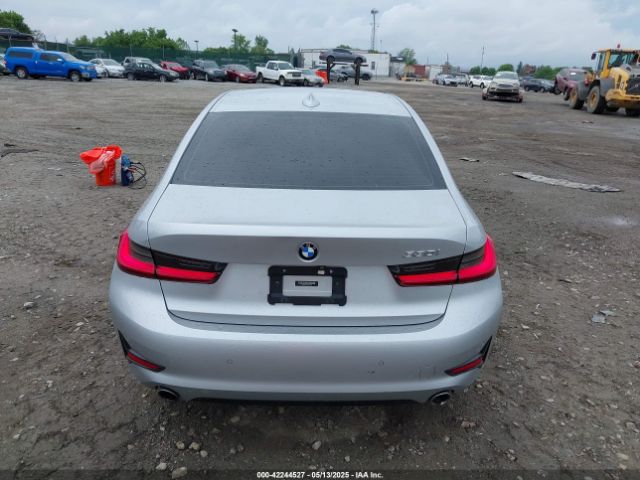 WBA5R1C54KAK10233 BMW 330I