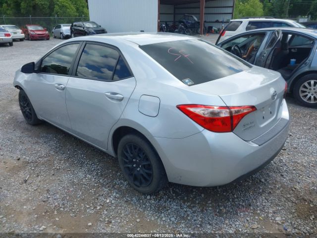 2017 TOYOTA COROLLA 5YFBURHE7HP594542 Photo 2