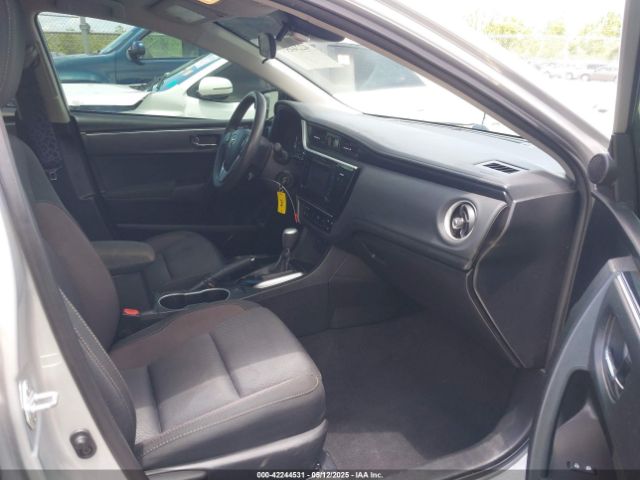 2017 TOYOTA COROLLA 5YFBURHE7HP594542 Photo 4