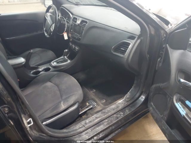 2013 CHRYSLER 200 1C3CCBBB3DN539112 Photo 4
