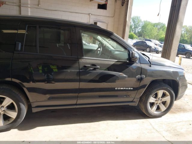 1C4NJDEB9GD662442 Jeep Compass Latitude
