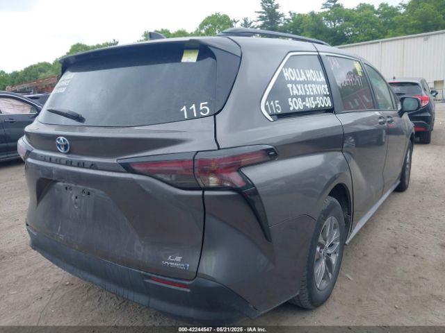 5TDKRKEC6PS157035 Toyota SIENNA LE