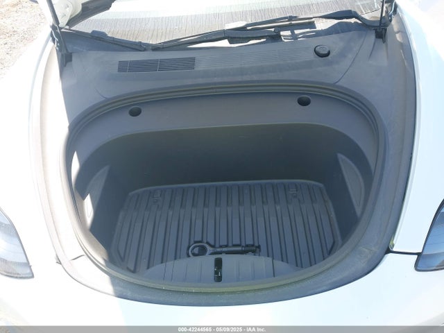2023 TESLA MODEL 3 5YJ3E1EA4PF405361 Photo 9