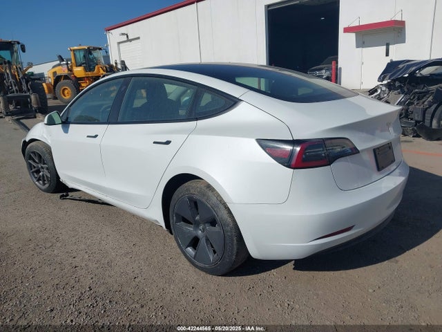 2023 TESLA MODEL 3 5YJ3E1EA4PF405361 Photo 2