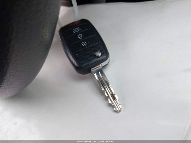 3KPFK4A73JE246153 KIA FORTE LX
