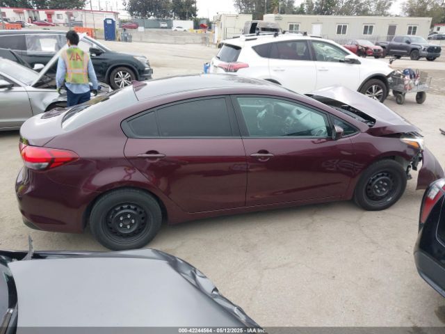 3KPFK4A73JE246153 KIA FORTE LX