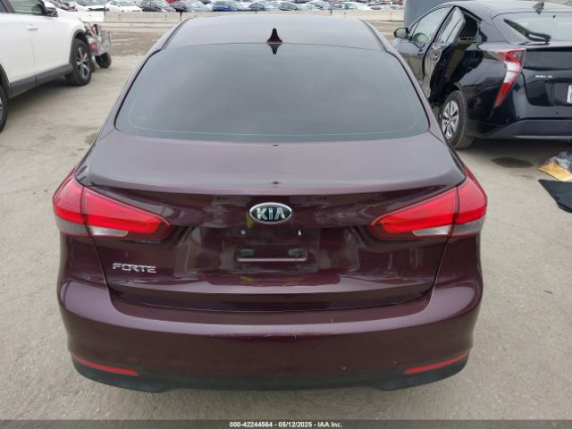 3KPFK4A73JE246153 KIA FORTE LX
