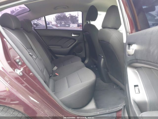 3KPFK4A73JE246153 KIA FORTE LX