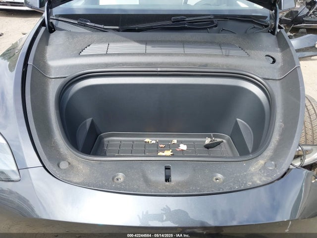2024 TESLA MODEL Y 7SAYGAEE8RF198904 Photo 9