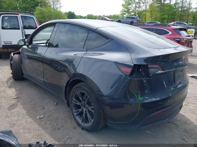 2024 TESLA MODEL Y 7SAYGAEE8RF198904 Photo 2