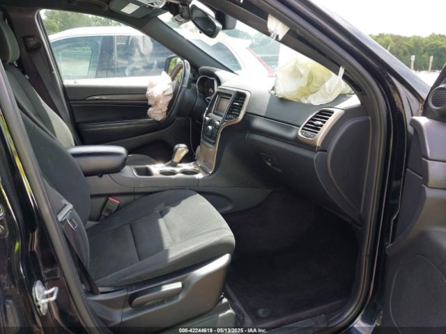 1C4RJFAG9HC667386 Jeep Grand Cherokee Laredo 4x4