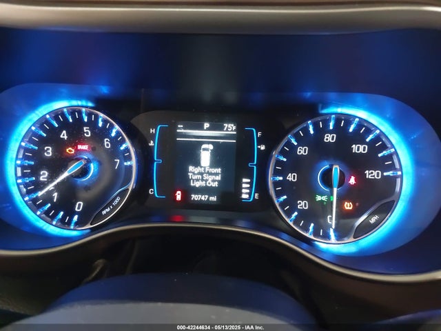 2C4RC1BG6JR352778 Chrysler Pacifica Touring L